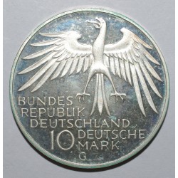 GERMANY - KM 133 - 10 MARK 1972 G - Karlsruhe - Munich Olympic Games - Stadium