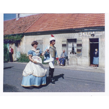 02330 - BAULNE EN BRIE - PHOTO DE LA FÊTE EN COSTUME D'ÉPOQUE