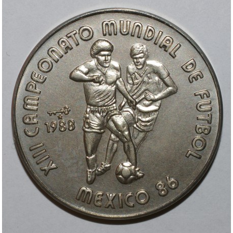 CUBA - KM 184 - 1 PESO 1988 - CHAMPIONNAT DU MONDE DE FOOT 1986 - FLEUR DE COIN