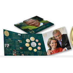 BELGIQUE - COFFRET EURO BRILLANT UNIVERSEL 2018 - 3.88 euros et 1 MEDAILLE