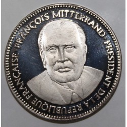 FRANCE - MÉDAILLE - FRANÇOIS MITTERAND - 21ème PRÉSIDENT DE LA RÉPUBLIQUE - SECOND MANDAT - 21 MAI 1988