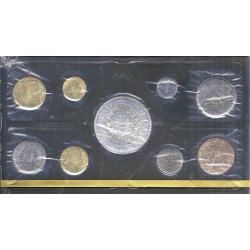 FRANCE - COFFRET FLEUR DE COIN - 1977 B