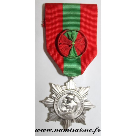 County 02 - MEDAL - INDUSTRIAL AND COMMERCIAL SOCIETY - SUGAR COMPANY