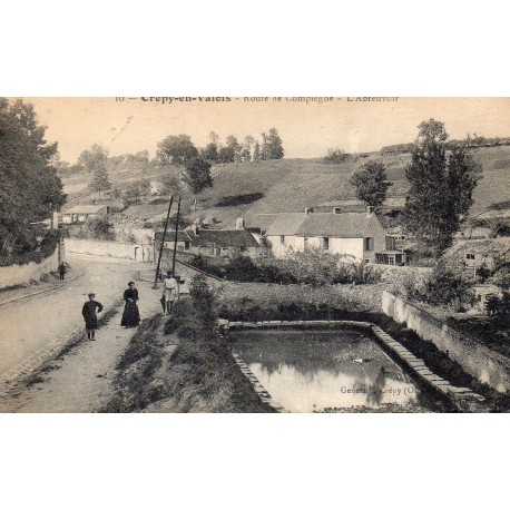 60800 - OISE - CREPY-EN-VALOIS - ROUTE DE COMPIEGNE - L'ABREUVOIR