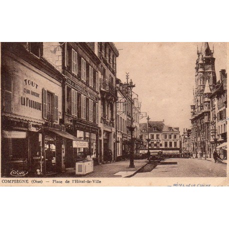 60200 - OISE - COMPIEGNE - PLACE DE L'HOTEL DE VILLE