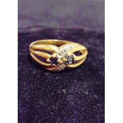 YELLOW GOLD RING - 18 CARATS - 2 SAPPHIRES