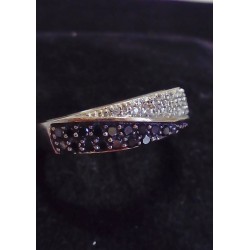 WHITE GOLD RING - 18 CARATS - 15 SAPPHIRES AND 15 SPARKLES (0.01 CARAT)