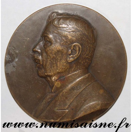 MEDAL - MEDICINE - DOCTOR LOUIS OMBRÉDANNE