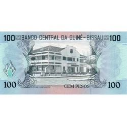 GUINEE BISSAU - PICK 11 - 100 PESOS - 01.03.1990