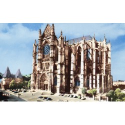 County 60000 - OISE - BEAUVAIS - THE CATHEDRAL AND THE TOWERS OF THE COURTHOUSE