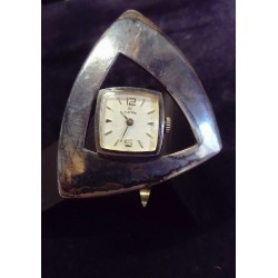 SILVER WATCH WITH TRIANGULAR PATTERN (45 mm side)