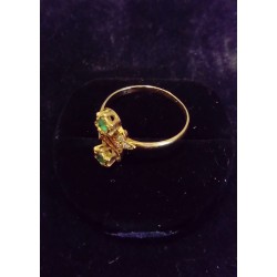 RING IN YELLOW GOLD - 18 CARATS - 2 EMERALDS AND 6 GLOSSES IN PINK SIZE - SIZE 54