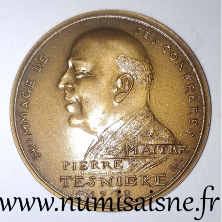 MEDAL - PIERRE TESNIERE - INTERNATIONAL INSTITUTE OF HISTORY OF NOTARIAT - 1988