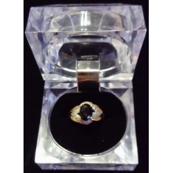 RING IN YELLOW GOLD - 18 CARATS - CENTRAL SAPPHIRE OF 8 X 6 MM - SIZE 53
