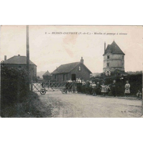 County 62530 - HERSIN COUPIGNY - MILL AND LEVEL CROSSING