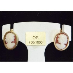 EARRINGS YELLOW GOLD 18 CARATS DECORATED WITH A CAMEO