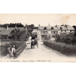 County 60153 - RETHONDES - ENTRANCE TO THE VILLAGE - THE HOTEL BILLIET