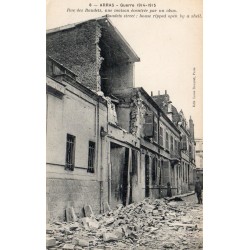 County 62000 - ARRAS - WAR 1914-1915 - RUE DES BAUDETS - HOUSE EVENTED BY A SHELL