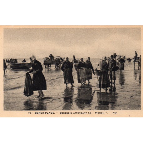 County 62600 - BERCK-PLAGE - BERCKOIS WAITING FOR THE PICHON