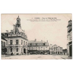 County 51170 - FISMES - TOWN HALL SQUARE