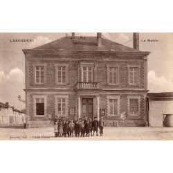 County 51290 - LARZICOURT - THE TOWN HALL