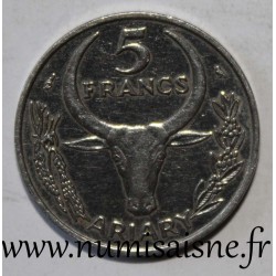 MADAGASCAR - KM 10 - 5 FRANCS 1966 - ZEBU