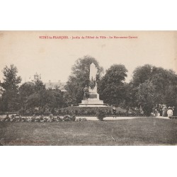 51300 - VITRY-LE-FRANCOIS - JARDIN PUBLIC - MONUMENT DE LA REVUE DE 1891
