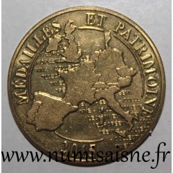 County 84 - AVIGNON - PALACE OF THE POPES - Medals and heritage - 2015