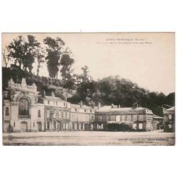 51800 - SAINTE-MENEHOULD - PLACE DE L'HÔTEL DE VILLE - SALLE DES FÊTES