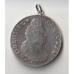 PENDENTIF EN ARGENT - LOUIS...