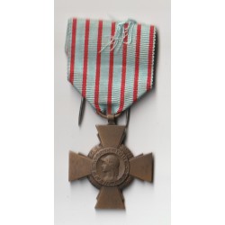 INSIGNE - CROIX DE COMBATTANT