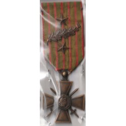 INSIGNE - CROIX DE GUERRE -...